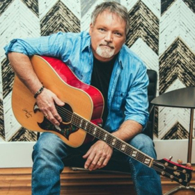 Grammy Winning Country Artist John Berry Releases New Single BEAUTIFULLY BROKEN  Image