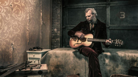 Tim Bluhm Releases RAINING GRAVEL Video Ahead Of AmericanaFest Performance Image