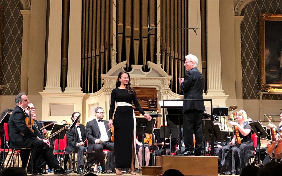 Review: 100 YEARS OF BERNSTEIN: CZECH NATIONAL SYMPHONY, CONDUCTED BY JOHN MAUCERI, MEZZO SOPRANO, ISABEL LEONARD at Tilles Center, CW POST University 