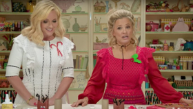 truTV Premieres New Comedy Series AT HOME WITH AMY SEDARIS Tonight Image