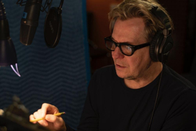 Gary Oldman to Provide Narration for New David Bowie is Mobile App 