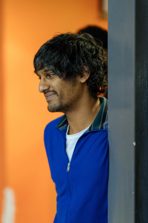 Interview: Rudi Dharmalingam Talks MARY STUART Return Image