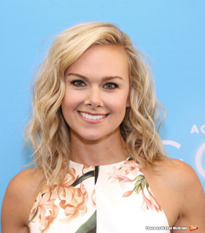 'When There Are High Stakes, We Hit High Notes': Laura Bell Bundy Gears Up for DOUBLE STANDARDS Concert for Women Image