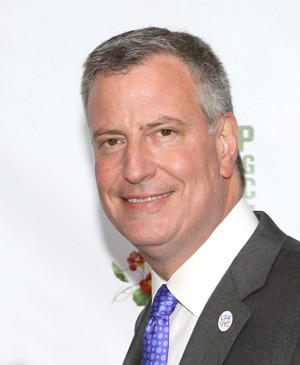 Mayor Bill de Blasio Repeals Cabaret Law to Allow Dancing at NYC Bars & Restaurants Image