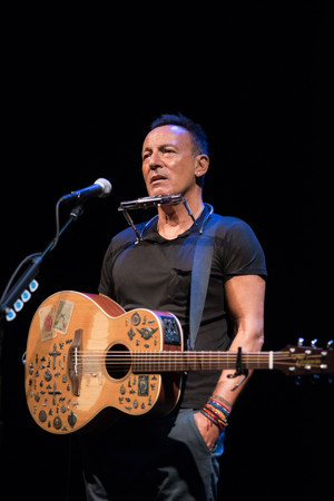 Bid Now to See The Boss in SPRINGSTEEN ON BROADWAY! Image