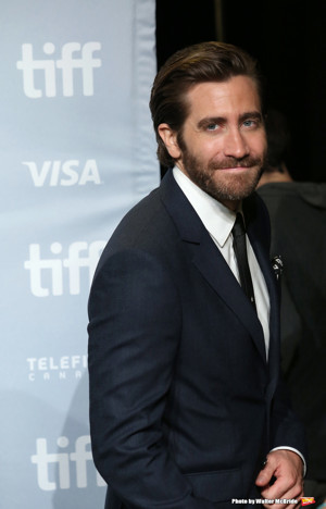 Jake Gyllenhaal Looks Back at His Career - MIGHTY DUCKS, BROKEBACK MOUNTAIN, SUNDAY IN THE PARK and More Image