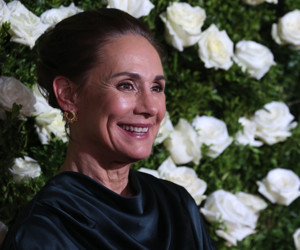 THREE TALL WOMEN's Laurie Metcalf Wins National Society Of Film Critics Award For Best Supporting Actress 