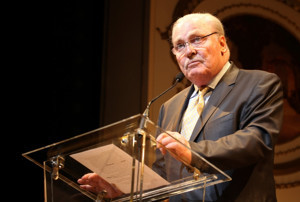 Stacy Keach Makes Triumphant Return to The Goodman in Rescheduled PAMPLONA Image