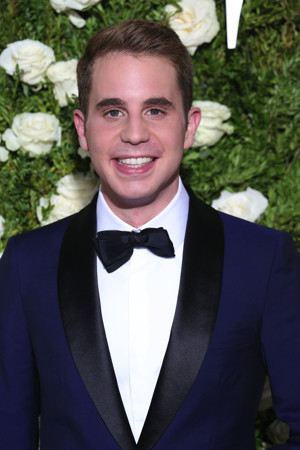 Ben Platt to Star in Upcoming Feature Film LOVE & OATMEAL Image