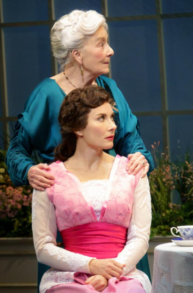 Laura Benanti Extends Run in MY FAIR LADY Through July! Image