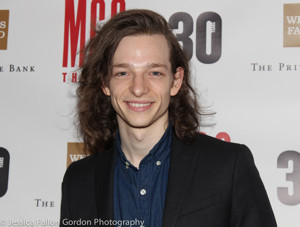 Mike Faist to Star in Amazon's Young Adult Pilot, PANIC Image