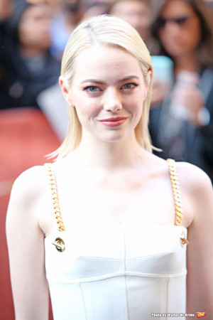 Craig Gillespie in Talks to Direct Emma Stone in Live-Action CRUELLA Image