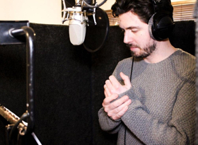 Interview: Nadim Naaman Talks BROKEN WINGS at Theatre Royal Haymarket Image
