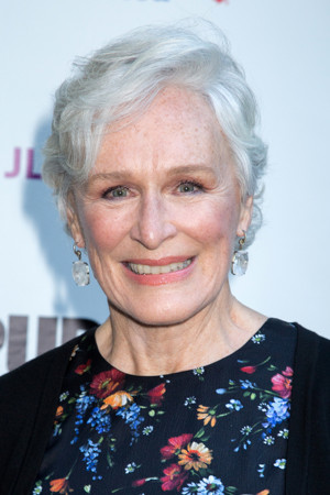 Glenn Close Wins the GOLDEN GLOBE for Best Actress, Motion Picture, Drama 