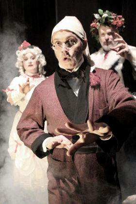 New Stage Theatre Brings A CHRISTMAS CAROL to Jackson Image