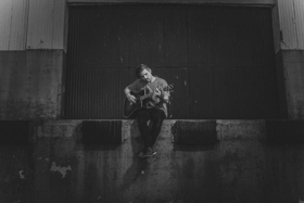 Cory Wells Premieres New Video on Baeble Music Image