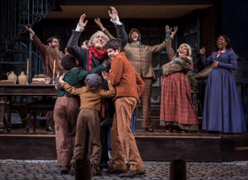 Goodman Theatre Concludes 40th Annual A CHRISTMAS CAROL with 'Tiny Tim Drive' 