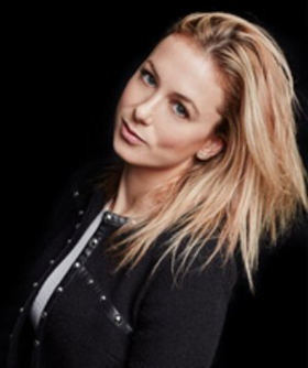 Comedian Iliza Shlesinger Gets Sued After Banning Men From Show Image