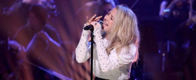 Ellie Goulding Shares Rendition of Christmas Classic! Image