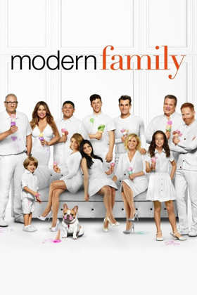 Season 11 Renewal of MODERN FAMILY In Sight Image