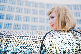 She Makes War Returns with New Single DEVASTATE ME + UK Headline Tour Image