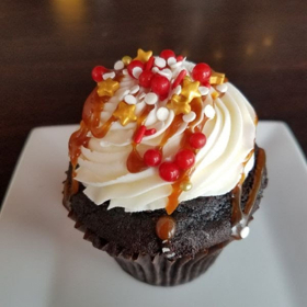 Crème Cupcake and Dessert Lounge Designs DM Playhouse Cupcake Image