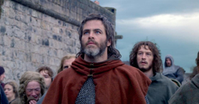 OUTLAW KING Starring Chris Pine is the 2018 Toronto International Film Festival Opening Night Gala Film Image