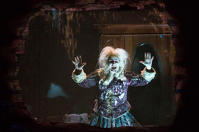 Review: SCARE PAIR: USHER HOUSE AND THE CANTERVILLE GHOST at The Broad Stage 