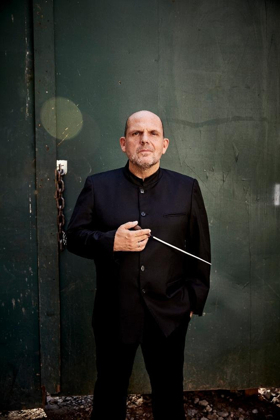 Jaap van Zweden Begins Tenure as Music Director with Gala Concert Image