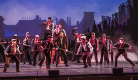 Review: ENCORE Entertains Audiences with Fun-Filled MARY POPPINS Musical Image