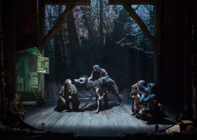 Review: THE GRINNING MAN, Trafalgar Studios Image