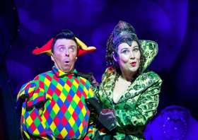 Review: SNOW WHITE, Beacon Arts Centre, Greenock Image