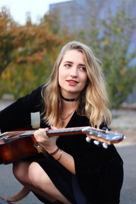 Piper Hays Unveils FOR YOU Music Video In Advance Of Debut Album VAGABLONDE Image