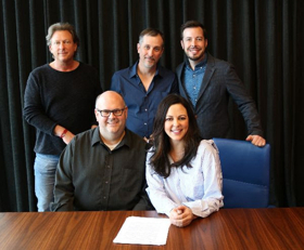 Ada Worldwide Partners with Sara Evans, Born To Fly Records on Global Distribution Deal Image