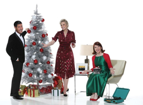 Review: JANE LYNCH, A SWINGIN' LITTLE CHRISTMAS at The Cabaret  Image