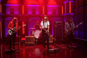 Courtney Barnett Performs on LATE NIGHT WITH SETH MEYERS, On U.S. Tour Now Image