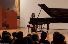 Demuestran tres jóvenes pianistas su destreza en la Sala Manuel M. Ponce Image