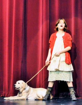Review: ANNIE at CANTON VILLAGE THEATRE Thrills Patrons 