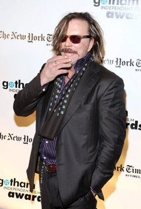 Mickey Rourke to Produce and Star in TWILIGHT INTO DARKNESS Image