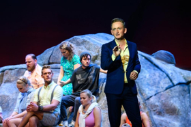 Review: EXPEDITIE EILAND at De Meervaart: Island Paradise from HELL Image