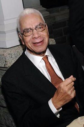 Broadway Star and COSBY SHOW Alum Earle Hyman Dies Age 91 