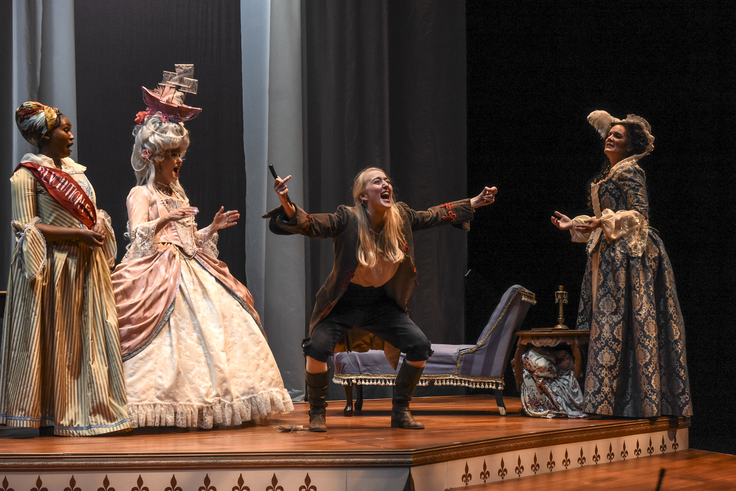 Review: THE REVOLUTIONISTS at Tempe Center For The Arts Image