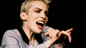 Put a Little Love in Your Heart When 54 SINGS ANNIE LENNOX  Image