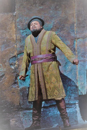 Interview: From BOHEME to OTELLO and Back, Met Tenor Russell Thomas Finds Variety the Spice of Singing Opera Image