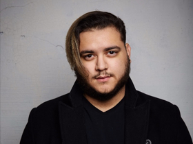 Piano Driven Singer-Songwriter Luke Underhill Radiates in Sophomore EP Image