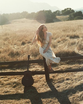 Leah James Announces Solo Debut Album; New Single 'WIldfire' Premieres Image