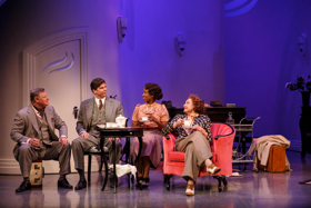Review: PRIVATE LIVES at the Stratford Festival Offers a Fun Night Out for Audiences Image