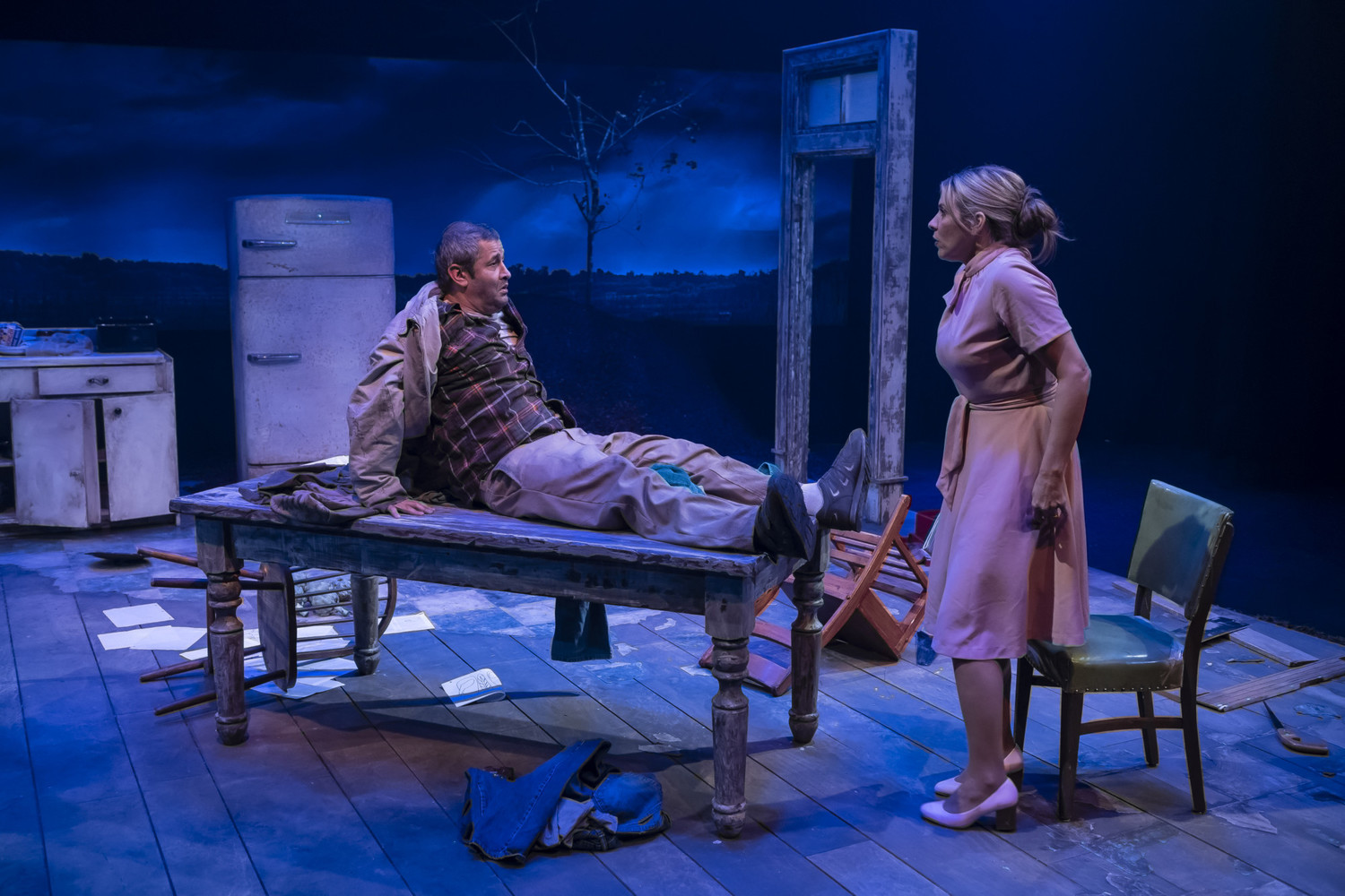 Review: Catastrophic's CURSE OF THE STARVING CLASS Is the Most Beautiful Dysfunction You'll Ever See Image