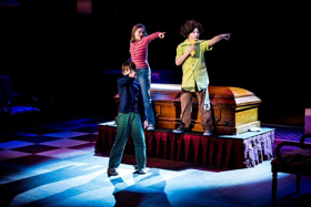 Review: A Darkly Funny FUN HOME at Ephrata Image