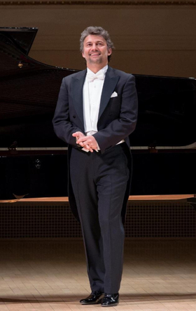 Review: Jonas Kaufmann Returns to Carnegie and the Audience Rejoices Image